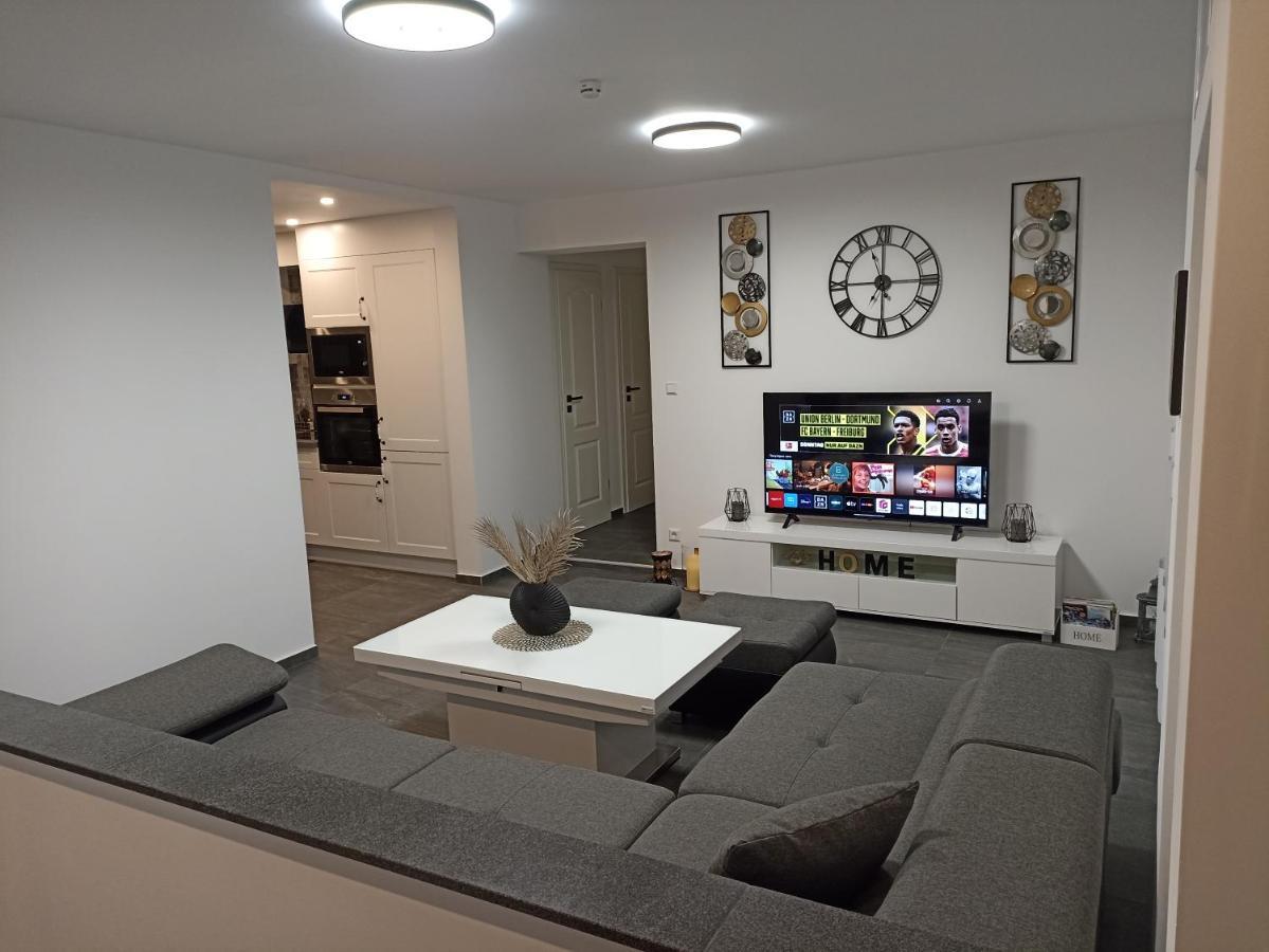 Ebs Paradies Rheinhausen Zewnętrze zdjęcie