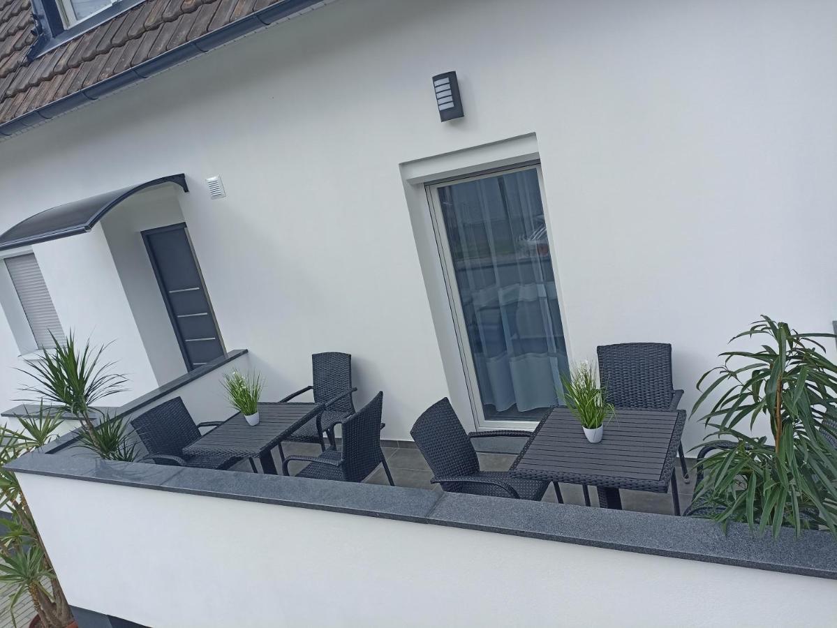 Ebs Paradies Rheinhausen Zewnętrze zdjęcie
